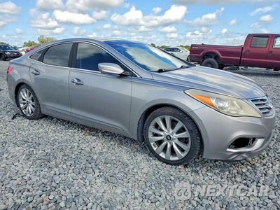 Czwarte zdjęcie samochodu z boku: 2012 HYUNDAI AZERA BASE VIN:KMHFH4JG0CA166082 - miniatura