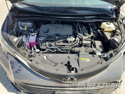 Zdjęcie 12 z 13 samochodu: 2026 TOYOTA SIENNA LE VIN:5TDKRKEC4TS333218 - miniatura