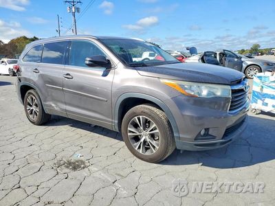Czwarte zdjęcie samochodu z boku: 2016 TOYOTA HIGHLANDER XLE VIN:5TDKKRFH6GS140467 - miniatura