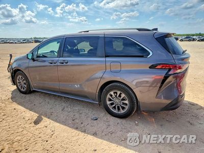 Drugie zdjęcie samochodu z przodu: 2021 TOYOTA SIENNA LE VIN:5TDKRKEC2MS031931 - miniatura