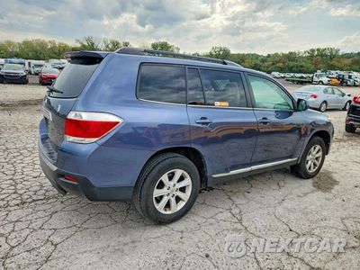 Trzecie zdjęcie samochodu z tyłu: 2012 TOYOTA HIGHLANDER BASE VIN:5TDZA3EH4CS025425 - miniatura