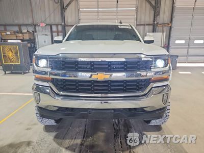 Piąte zdjęcie samochodu w środku: 2017 CHEVROLET SILVERADO K1500 LT VIN:1GCVKREC5HZ399163 - miniatura