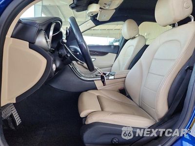 Zdjęcie 7 z 13 samochodu: 2018 MERCEDES-BENZ C 43 4MATIC AMG VIN:55SWF6EB7JU255641 - miniatura