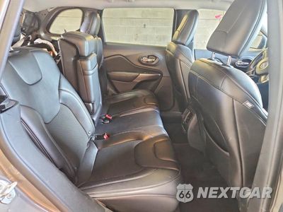 Zdjęcie 11 z 14 samochodu: 2019 JEEP CHEROKEE LATITUDE PLUS VIN:1C4PJMLB3KD186354 - miniatura