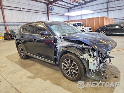 Czwarte zdjęcie samochodu z boku: 2018 MAZDA CX-5 GRAND TOURING VIN:JM3KFADM9J1325565 - miniatura