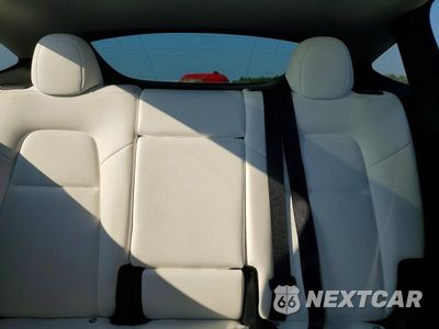 Zdjęcie 10 z 13 samochodu: 2024 TESLA MODEL Y VIN:7SAYGDEE1RA274834 - miniatura
