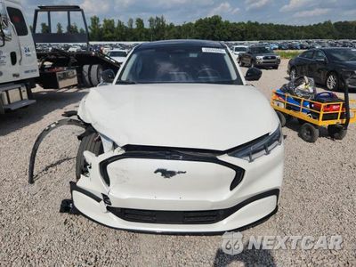 Piąte zdjęcie samochodu w środku: 2023 FORD MUSTANG MACH-E PREMIUM VIN:3FMTK3R7XPMB00795 - miniatura