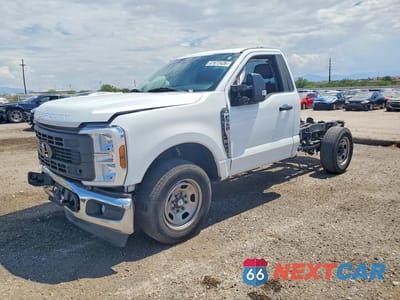 2024 FORD F350 SUPER DUTY 1FTRF3AA6REC49109 - główne zdjęcie licytacji z USA - miniatura