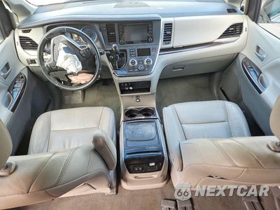 Zdjęcie 8 z 14 samochodu: 2019 TOYOTA SIENNA XLE 8-PASSENGER VIN:5TDYZ3DC2KS011354 - miniatura