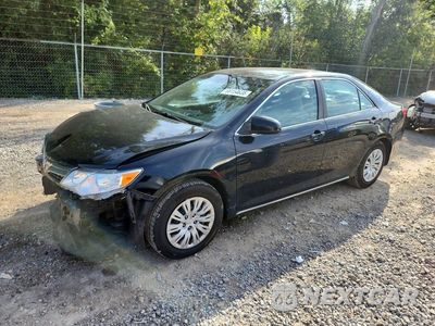 2014 TOYOTA CAMRY LE 4T4BF1FK1ER369361 - główne zdjęcie licytacji z USA - miniatura