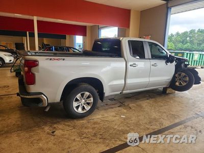 Trzecie zdjęcie samochodu z tyłu: 2020 CHEVROLET SILVERADO K1500 LT VIN:1GCRYDED8LZ287283 - miniatura