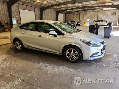 Czwarte zdjęcie samochodu z boku: 2017 CHEVROLET CRUZE LT VIN:1G1BE5SM5H7243371 - miniatura