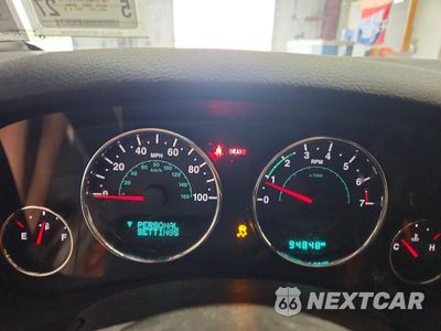 Zdjęcie 9 z 12 samochodu: 2016 JEEP WRANGLER UNLIMITED SAHARA VIN:1C4BJWEG9GL230773 - miniatura