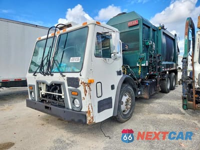 2016 MACK LEU613 REFUSE TRUCK 1M2AU04C6GM060411 - główne zdjęcie licytacji z USA - miniatura