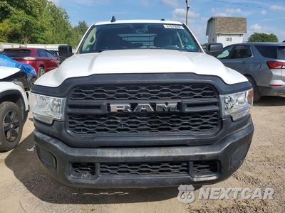Piąte zdjęcie samochodu w środku: 2020 RAM 2500 TRADESMAN VIN:3C7WR4HJ3LG197057 - miniatura