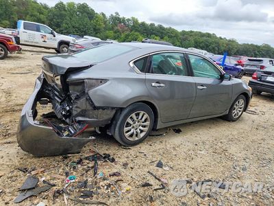 Trzecie zdjęcie samochodu z tyłu: 2016 NISSAN ALTIMA 2.5 S VIN:1N4AL3AP7GC138044 - miniatura