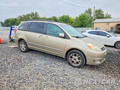 Czwarte zdjęcie samochodu z boku: 2005 TOYOTA SIENNA XLE LIMITED 7 PASSENGER VIN:5TDBA22C75S034384 - miniatura