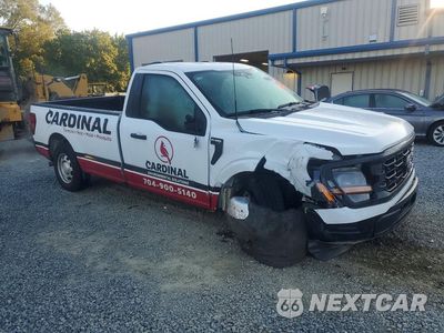 Czwarte zdjęcie samochodu z boku: 2024 FORD F150 XL VIN:1FTMF1KP5RKF04481 - miniatura