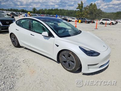 Czwarte zdjęcie samochodu z boku: 2022 TESLA MODEL 3 VIN:5YJ3E1EA2NF235434 - miniatura