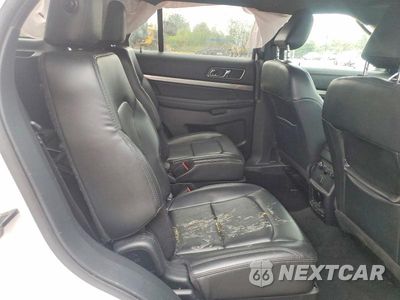 Zdjęcie 11 z 13 samochodu: 2019 FORD EXPLORER XLT VIN:1FM5K8D80KGA39515 - miniatura