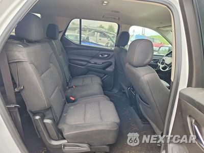 Zdjęcie 11 z 13 samochodu: 2019 CHEVROLET TRAVERSE LS VIN:1GNEVFKW2KJ107258 - miniatura