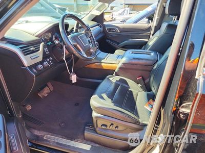 Zdjęcie 7 z 13 samochodu: 2019 GMC YUKON XL DENALI VIN:1GKS2HKJ6KR362683 - miniatura