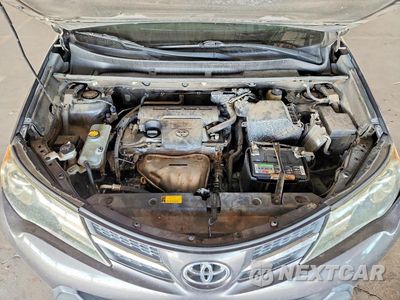 Zdjęcie 11 z 12 samochodu: 2014 TOYOTA RAV4 XLE VIN:2T3WFREV4EW102941 - miniatura