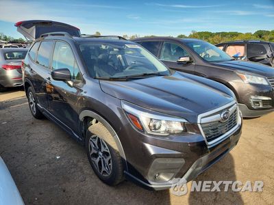 Czwarte zdjęcie samochodu z boku: 2019 SUBARU FORESTER PREMIUM VIN:JF2SKAEC3KH509744 - miniatura
