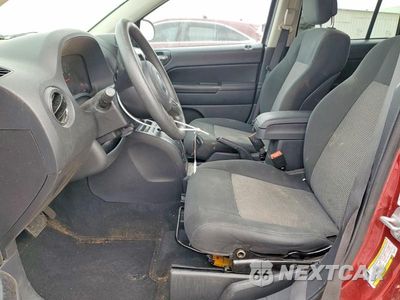Zdjęcie 7 z 14 samochodu: 2012 JEEP COMPASS SPORT VIN:1C4NJDBB7CD537907 - miniatura