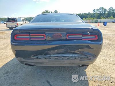 Zdjęcie 6 z 12 samochodu: 2016 DODGE CHALLENGER SXT VIN:2C3CDZAG7GH137643 - miniatura