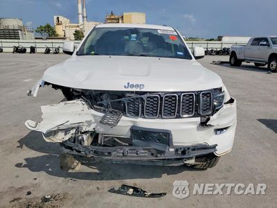 Piąte zdjęcie samochodu w środku: 2018 JEEP GRAND CHEROKEE LAREDO VIN:1C4RJEAG5JC430393 - miniatura