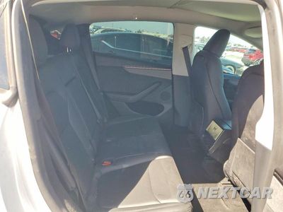Zdjęcie 11 z 13 samochodu: 2026 TESLA MODEL Y VIN:7SAYGDEE8TF374326 - miniatura