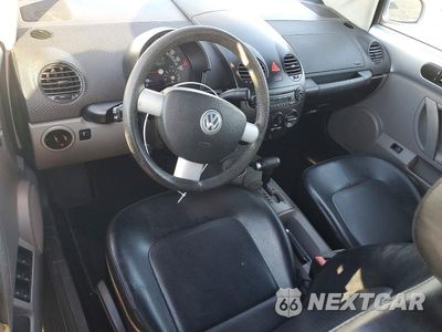 Zdjęcie 8 z 12 samochodu: 2004 VOLKSWAGEN NEW BEETLE GLS VIN:3VWCD31Y14M331404 - miniatura