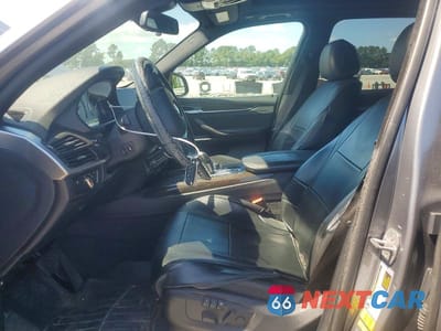 Zdjęcie 7 z 13 samochodu: 2018 BMW X5 XDR40E VIN:5UXKT0C50J0V98064 - miniatura