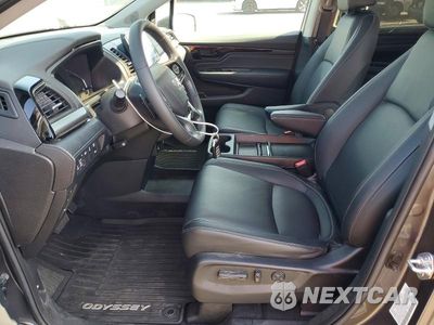 Zdjęcie 7 z 13 samochodu: 2023 HONDA ODYSSEY TOURING VIN:5FNRL6H86PB038999 - miniatura
