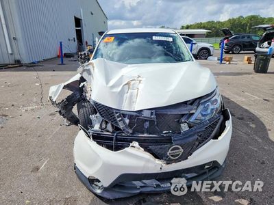 Piąte zdjęcie samochodu w środku: 2019 NISSAN ROGUE SPORT S VIN:JN1BJ1CP6KW226566 - miniatura
