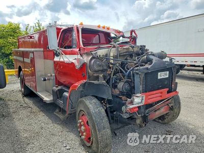 Trzecie zdjęcie samochodu z tyłu: 1982 CHEVROLET C7 PUMPER FIRE TRUCK VIN:1GBP7D1Y5CV109040 - miniatura