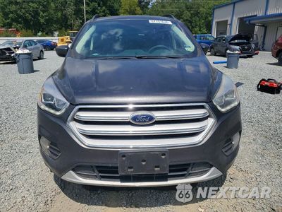 Piąte zdjęcie samochodu w środku: 2017 FORD ESCAPE SE VIN:1FMCU0GD3HUE05022 - miniatura