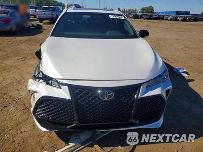 Piąte zdjęcie samochodu w środku: 2019 TOYOTA AVALON XSE VIN:4T1BZ1FB6KU003585 - miniatura