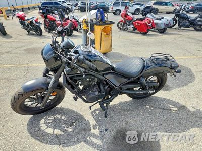 Trzecie zdjęcie samochodu z tyłu: 2022 HONDA CMX500 A2 VIN:MLHPC564XN5100045 - miniatura