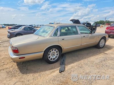 Trzecie zdjęcie samochodu z tyłu: 1998 JAGUAR XJ8 L VIN:SAJHX6246WC842965 - miniatura