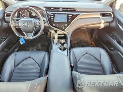 Zdjęcie 8 z 12 samochodu: 2018 TOYOTA CAMRY SE VIN:4T1B11HK8JU549128 - miniatura