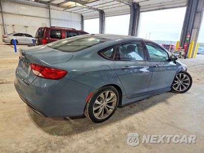 Trzecie zdjęcie samochodu z tyłu: 2015 CHRYSLER 200 S VIN:1C3CCCBG0FN686444 - miniatura