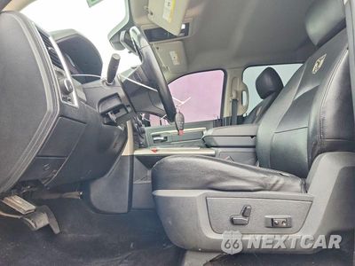 Zdjęcie 7 z 12 samochodu: 2014 RAM 3500 SLT VIN:3C63R3DL6EG239068 - miniatura