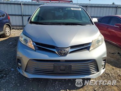 Piąte zdjęcie samochodu w środku: 2018 TOYT SIENNA XLE VIN:5TDDZ3DC2JS194638 - miniatura