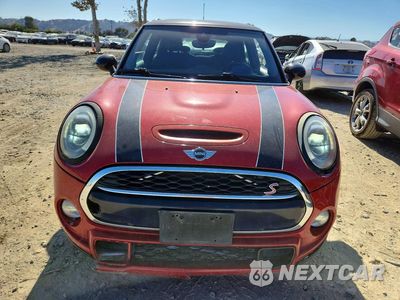 Piąte zdjęcie samochodu w środku: 2015 MINI COOPER S VIN:WMWXP7C59F2A34980 - miniatura