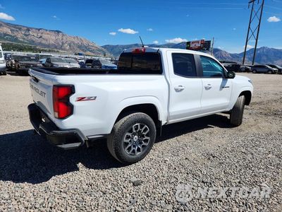 Trzecie zdjęcie samochodu z tyłu: 2024 CHEVROLET COLORADO Z71 VIN:1GCPTDEK4R1117174 - miniatura