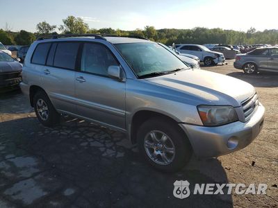 Czwarte zdjęcie samochodu z boku: 2005 TOYOTA HIGHLANDER BASE VIN:JTEEP21A050124969 - miniatura