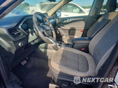 Zdjęcie 7 z 13 samochodu: 2020 FORD ESCAPE SE VIN:1FMCU9G68LUA45597 - miniatura