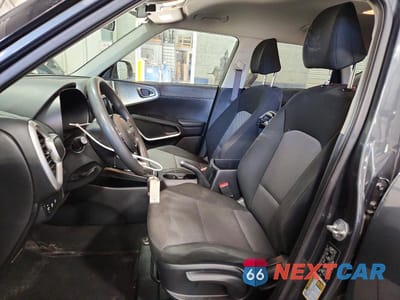 Zdjęcie 7 z 13 samochodu: 2023 KIA SOUL LX VIN:KNDJ23AU3P7883580 - miniatura